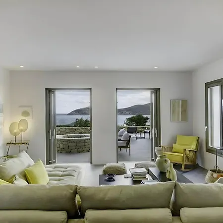 Villa Overture House