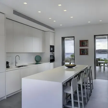 Overture House Villa *