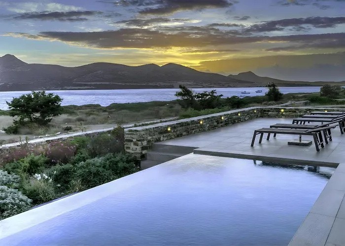 Overture House Antíparos