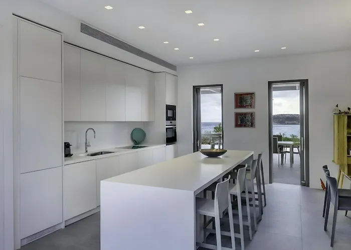 Overture House Villa *